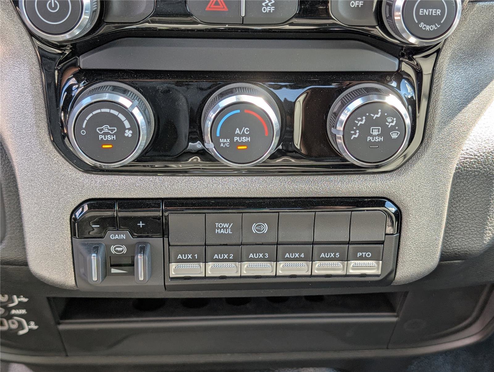 New 2026 RAM 5500 Tradesman image 19