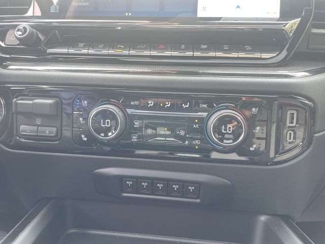 New 2026 Chevrolet Silverado 2500 ZR2 AWD/4WD image 19