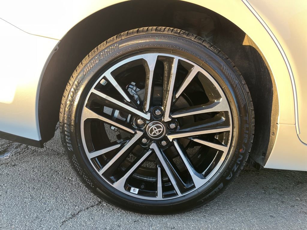 Used 2025 Toyota Camry XLE w/ Premium Package image 17