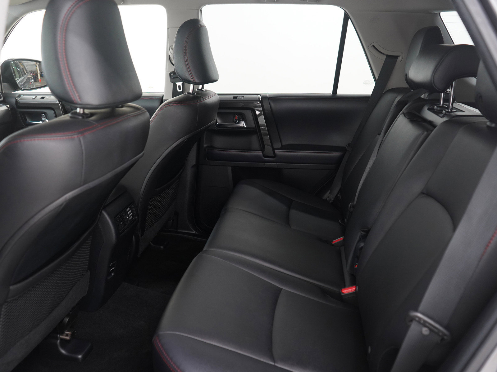 Used 2018 Toyota 4Runner TRD Off-Road Premium image 19