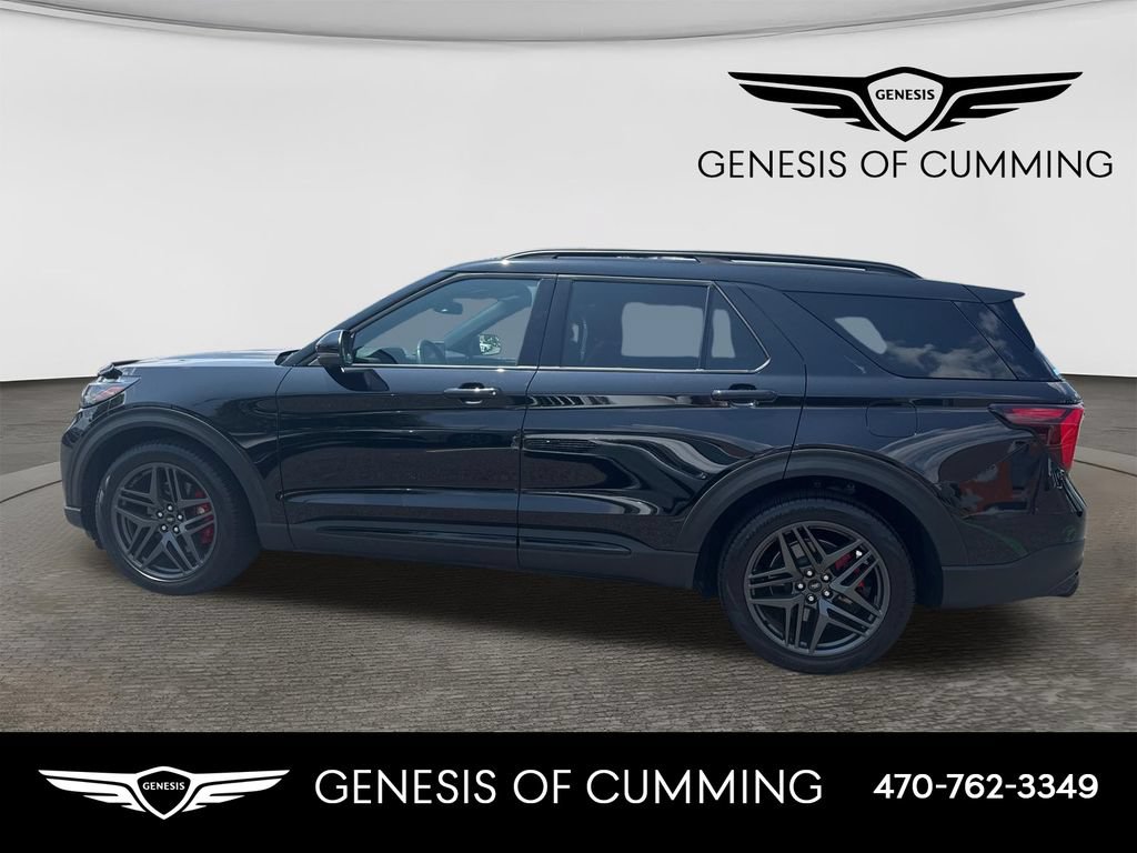Used 2025 Ford Explorer ST AWD/4WD image 4