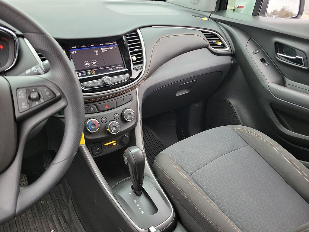 Used 2020 Chevrolet Trax LS w/ Tint and Cruise Package image 20