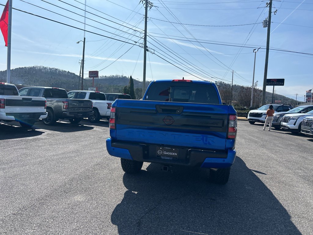 Used 2025 Nissan Frontier PRO-4X image 4