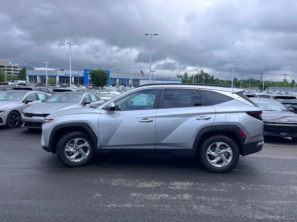 Used 2023 Hyundai Tucson SEL w/ Cargo Package AWD/4WD image 6