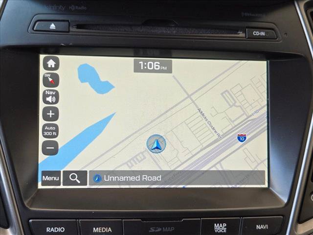 Used 2018 Hyundai Santa Fe Limited FWD image 18
