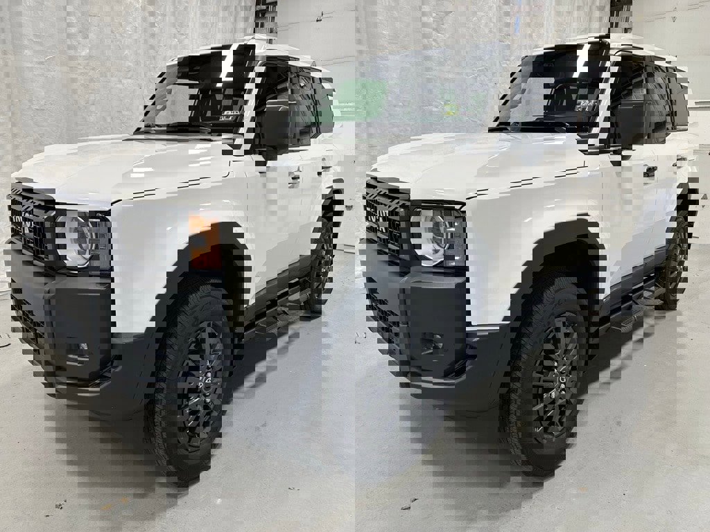 Used 2025 Toyota Land Cruiser 1958 image 3