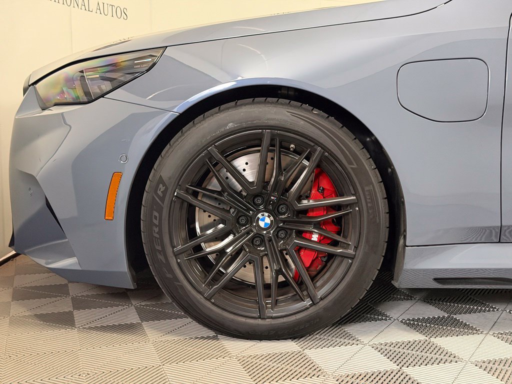 Used 2026 BMW M5 w/ Carbon Package AWD/4WD image 11