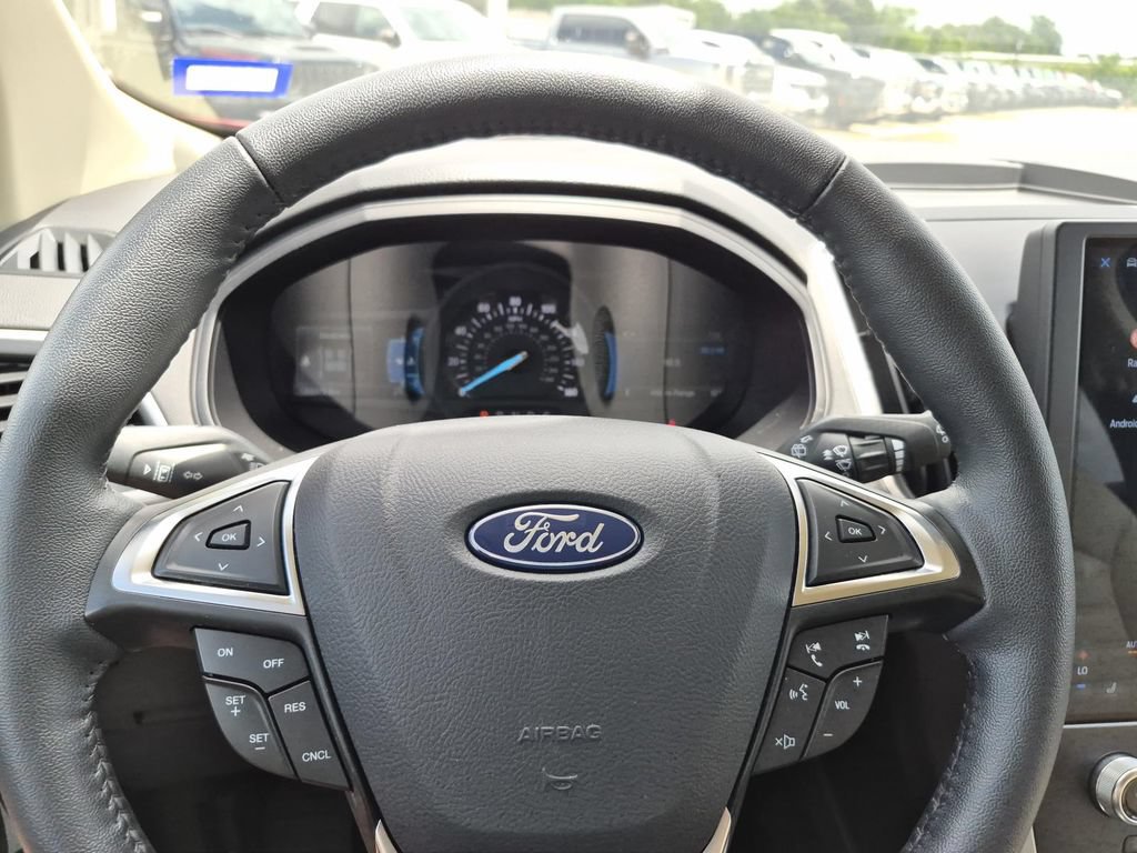Used 2024 Ford Edge SEL AWD/4WD image 20
