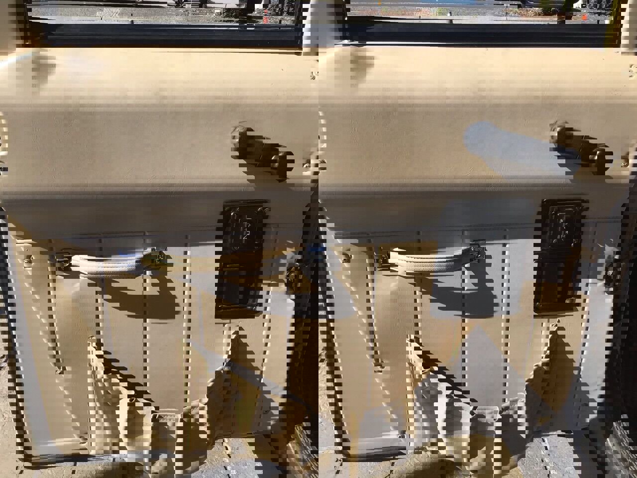 Used 1993 HUMMER H1 4-Door Hard Top image 24