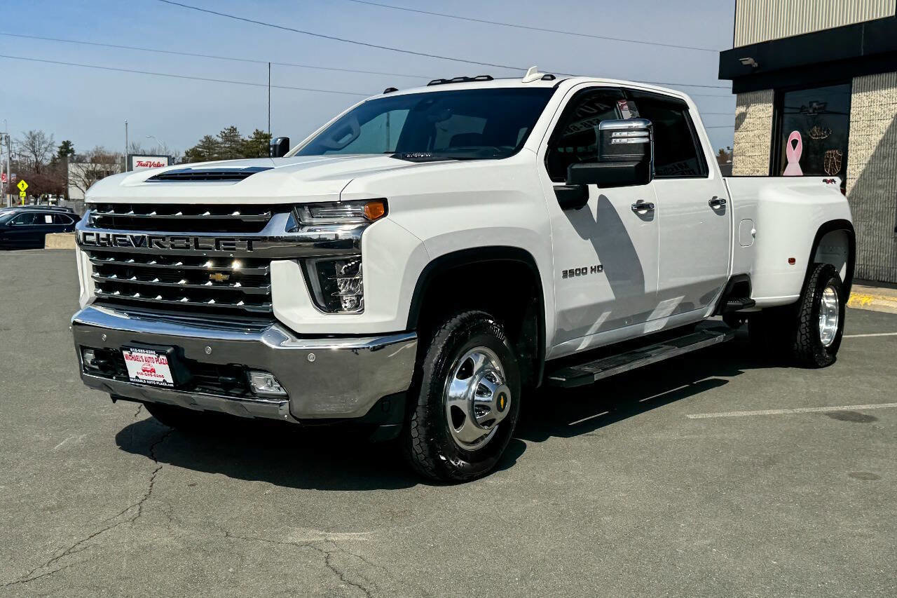 Used 2020 Chevrolet Silverado 3500 LTZ w/ LTZ Plus Package image 8