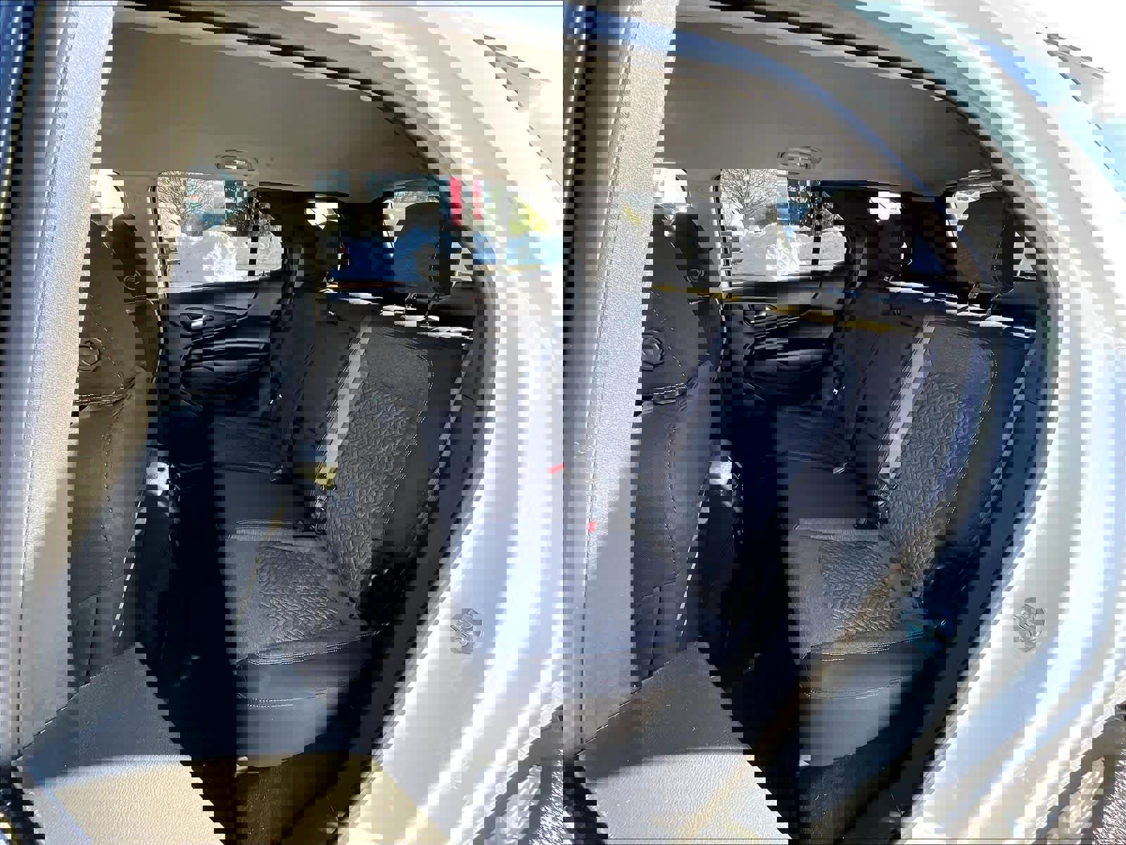 Used 2023 Chevrolet Equinox LT AWD/4WD image 15