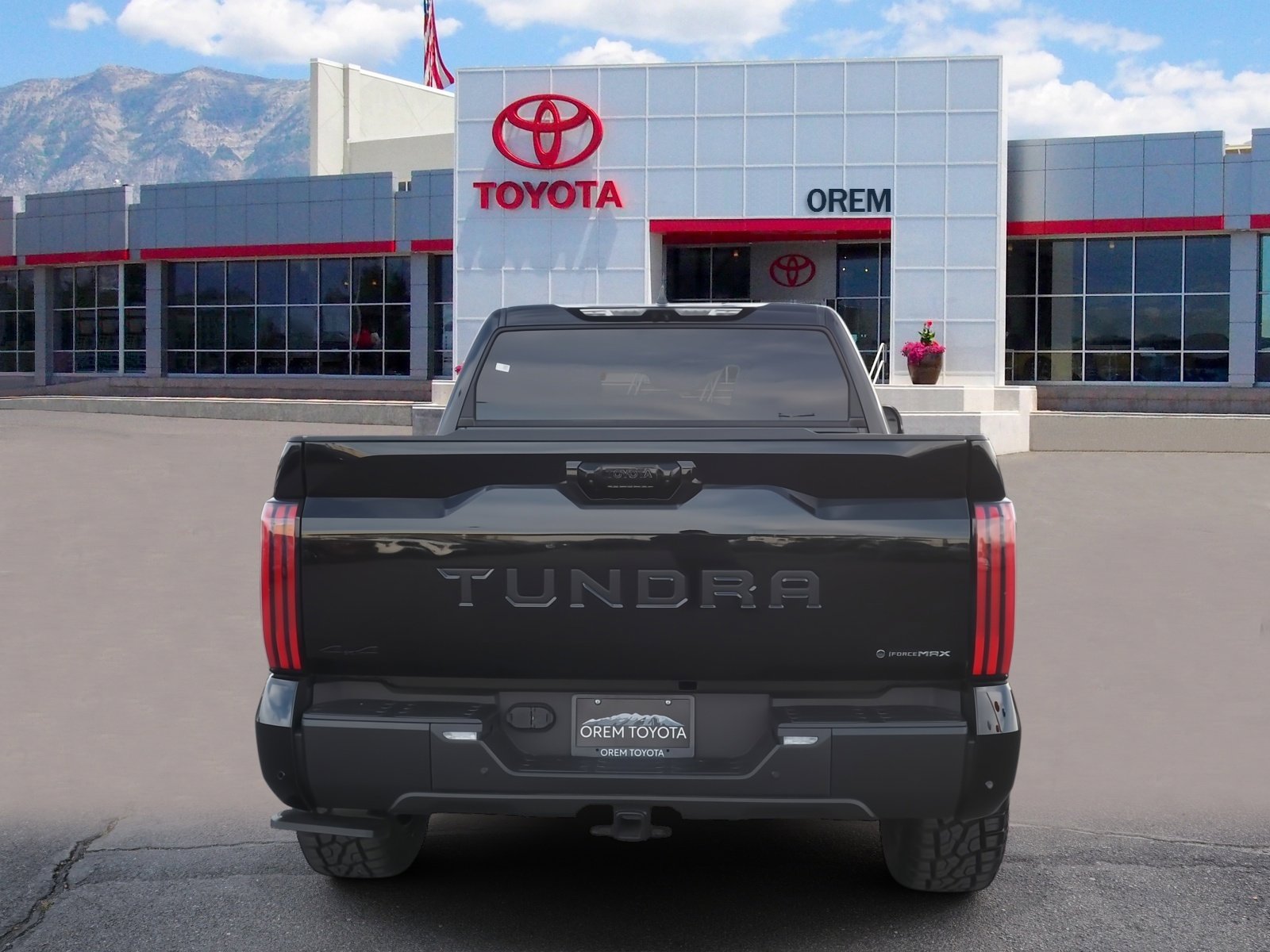 Used 2025 Toyota Tundra Limited w/ TRD Off-Road Package image 5