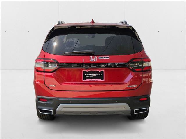 New 2025 Honda Pilot Touring image 7