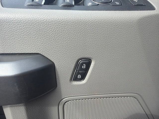 Used 2021 Ford F250 XLT w/ XLT Premium Package AWD/4WD image 17