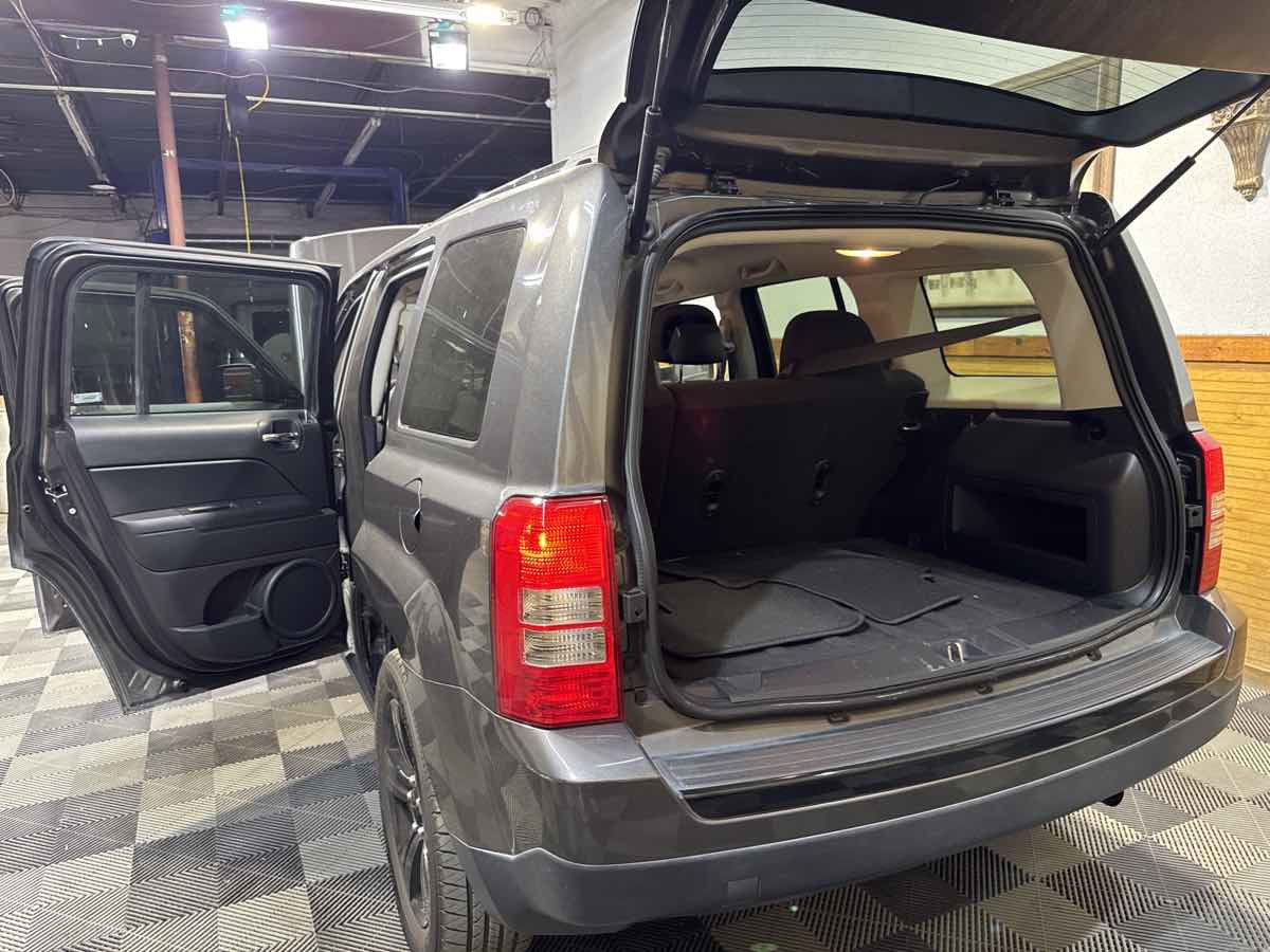 Used 2015 Jeep Patriot Sport w/ Power Value Group FWD image 13