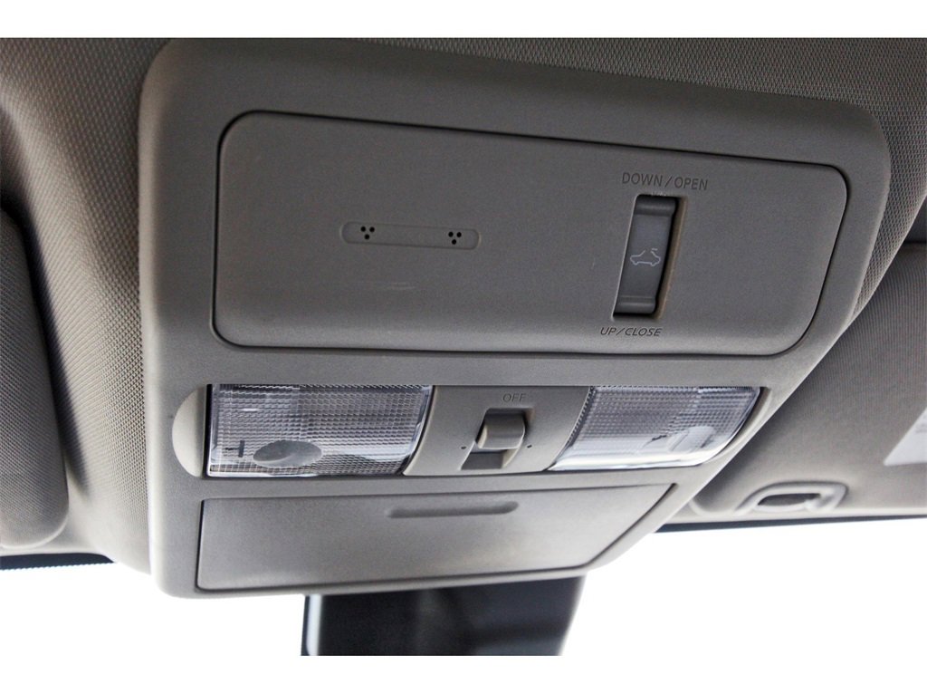 Certified 2023 Nissan Frontier SV w/ SV Premium Package image 25