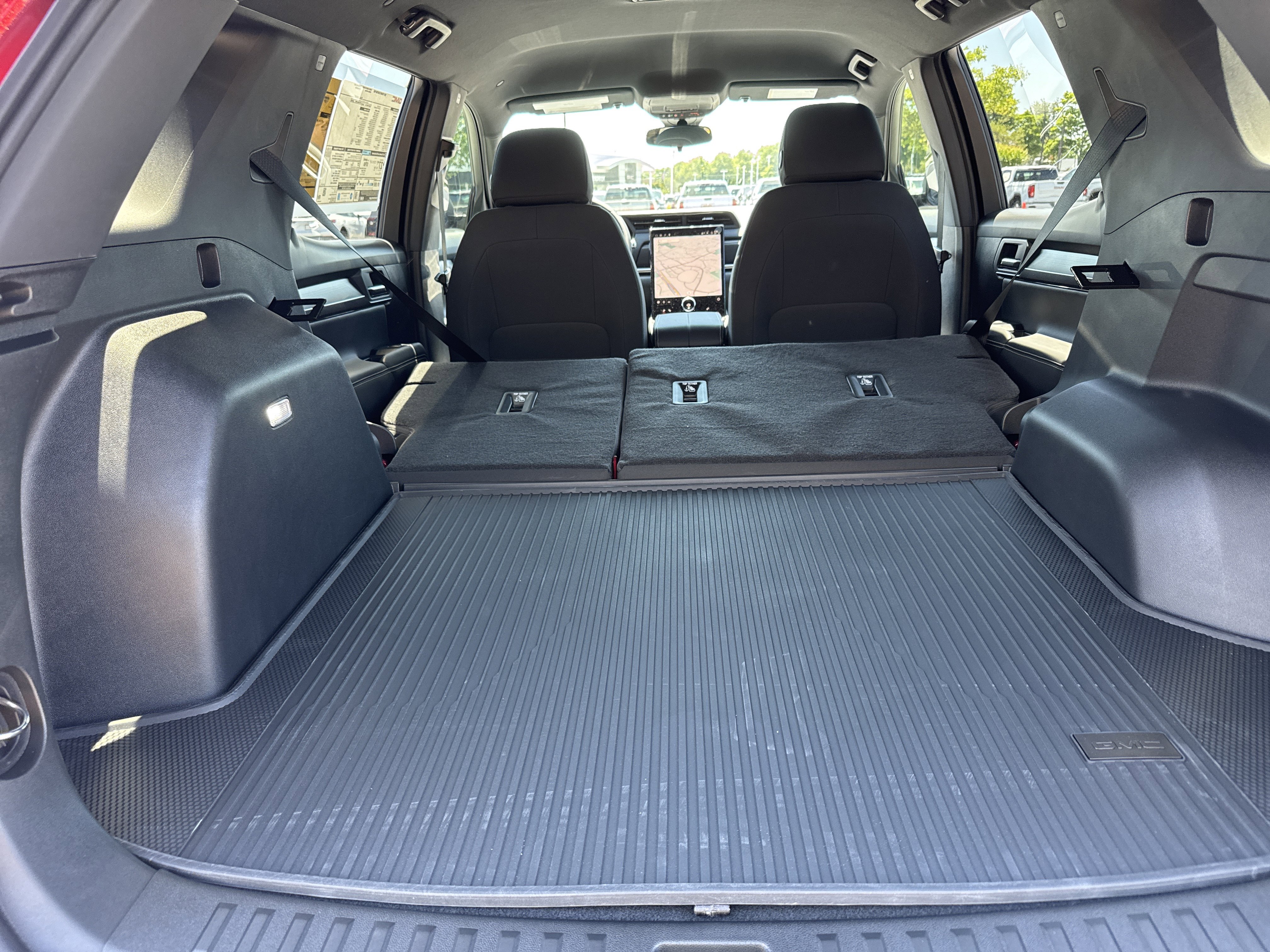 New 2026 GMC Terrain Elevation w/ Black Edition FWD image 32
