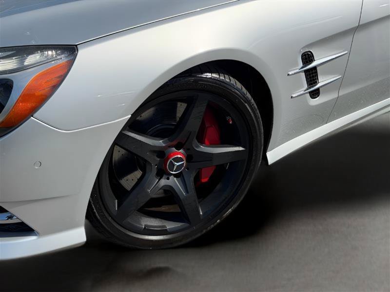 Used 2014 Mercedes-Benz SL 550 image 8