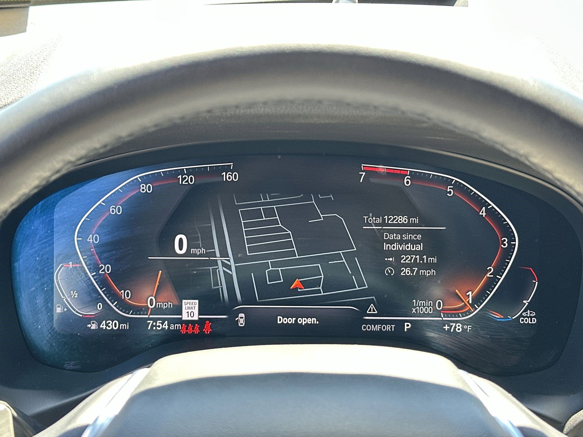 Used 2025 BMW X4 xDrive30i image 10