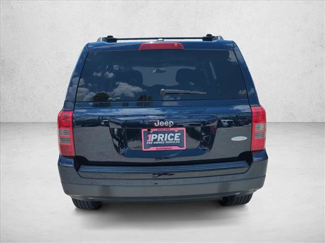 Used 2014 Jeep Patriot Latitude FWD image 7