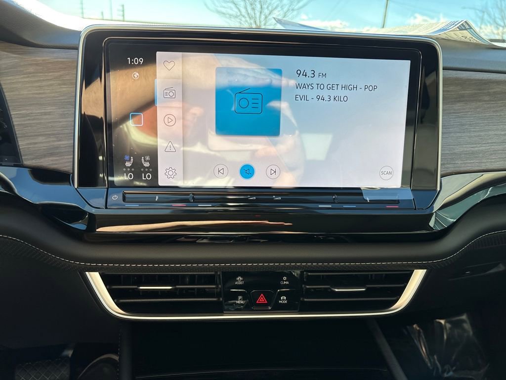 New 2026 Volkswagen Atlas SEL image 18