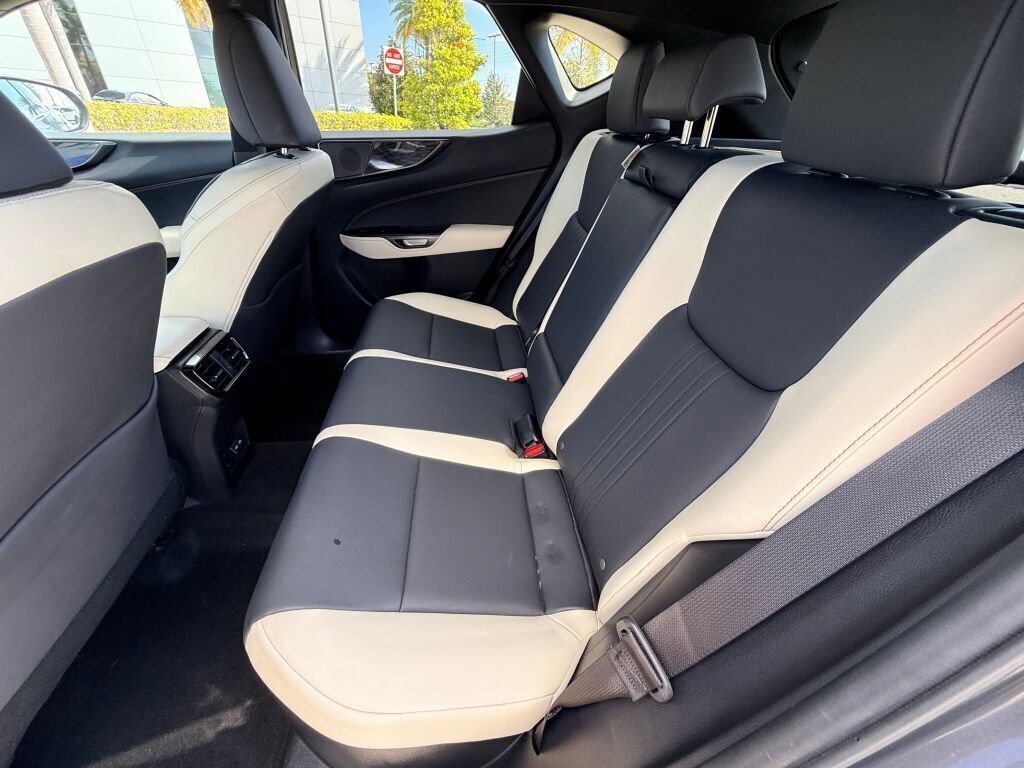 Used 2022 Lexus NX 350h AWD image 18
