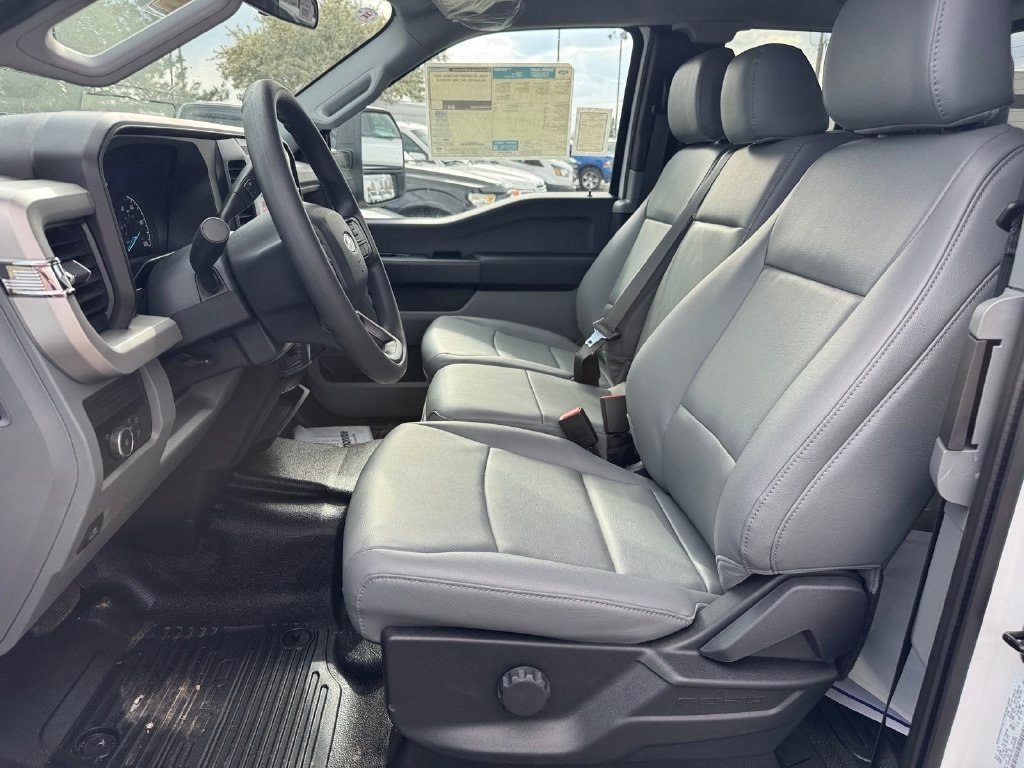 New 2026 Ford F450 XL w/ XL Chrome Package AWD/4WD image 10