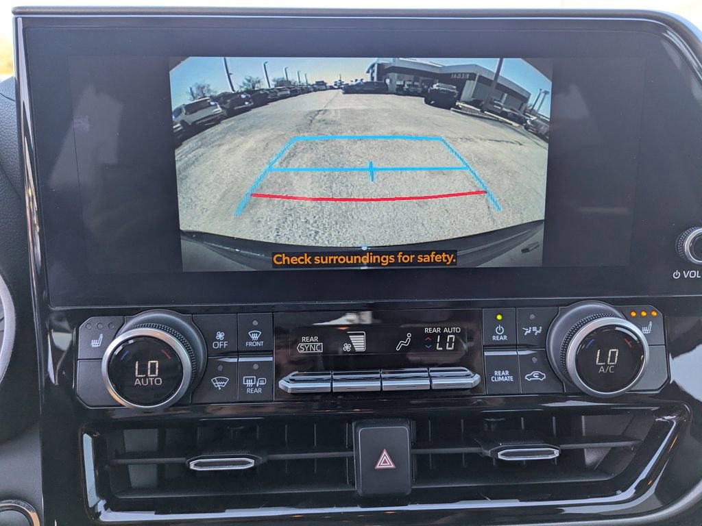 Used 2023 Toyota Highlander Bronze Edition image 22