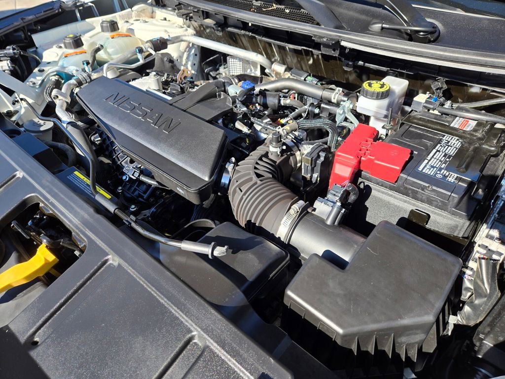 Used 2024 Nissan Rogue S image 21