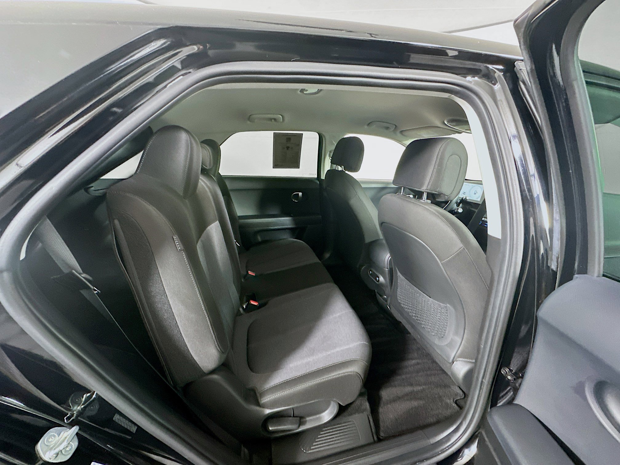 Used 2024 Hyundai Ioniq 5 SEL image 30