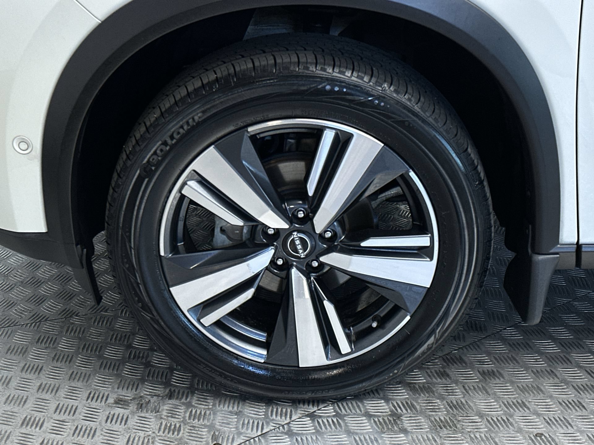 Used 2023 Nissan Rogue Platinum w/ Platinum Premium Package FWD image 26