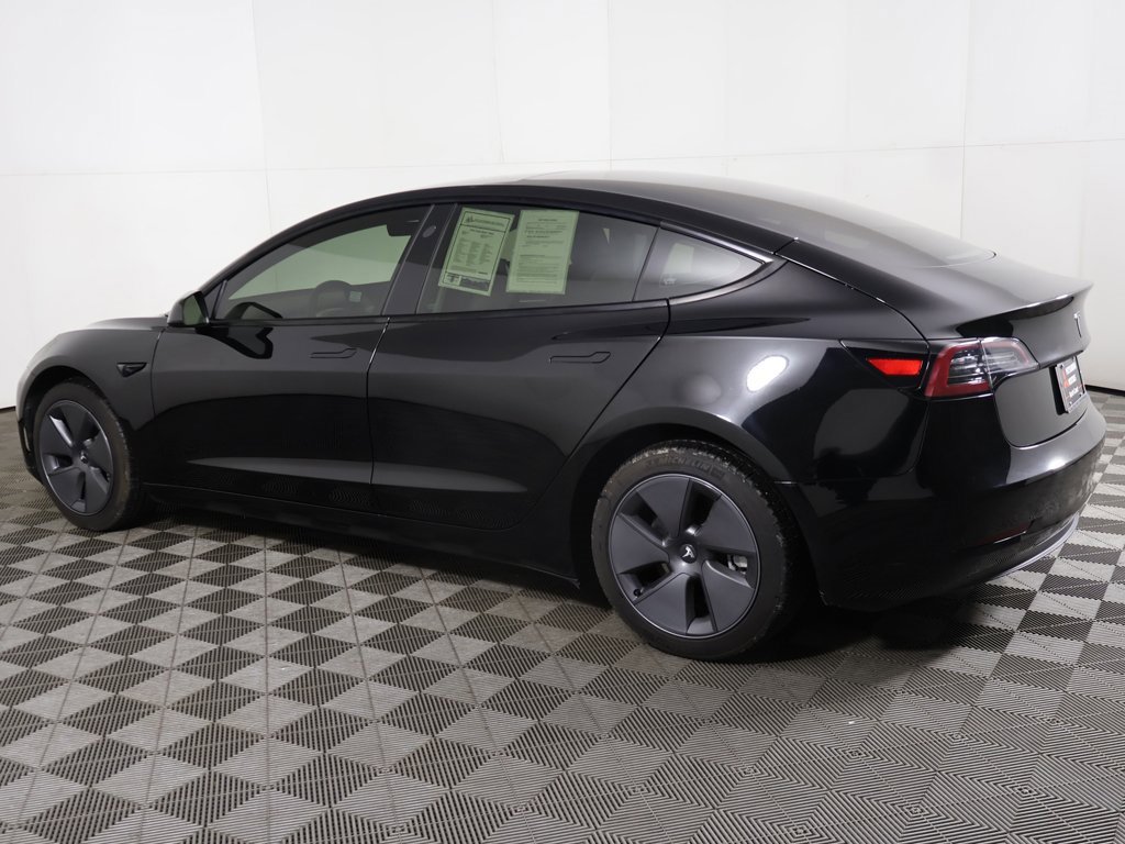 Used 2023 Tesla Model 3 Standard Range image 14