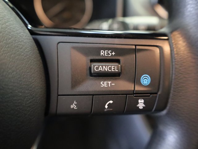 Used 2023 Nissan Rogue SV image 22