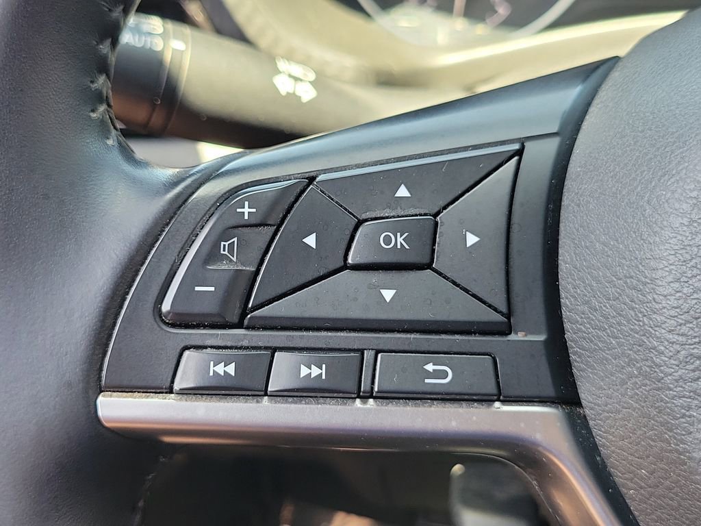Used 2020 Nissan Sentra SV FWD image 5