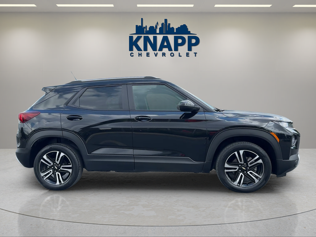 Used 2023 Chevrolet TrailBlazer LT w/ Convenience Package AWD/4WD image 6