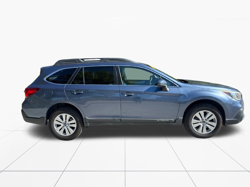 Used 2018 Subaru Outback 2.5i Premium AWD/4WD image 9