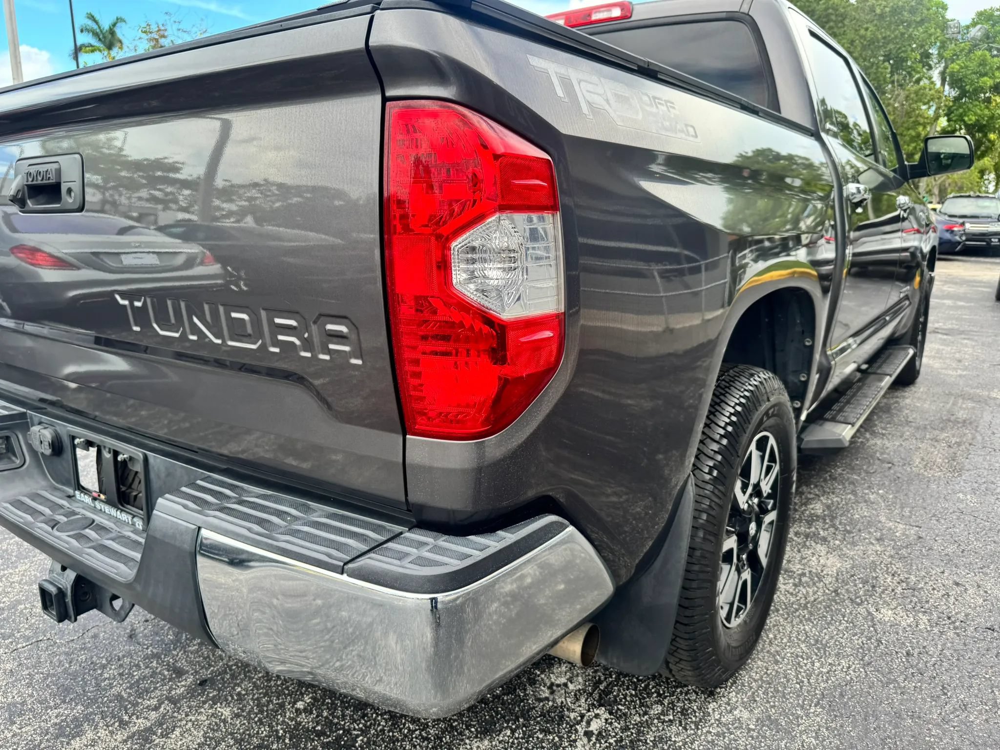 Used 2017 Toyota Tundra Limited w/ TRD Off Road Package RWD image 13
