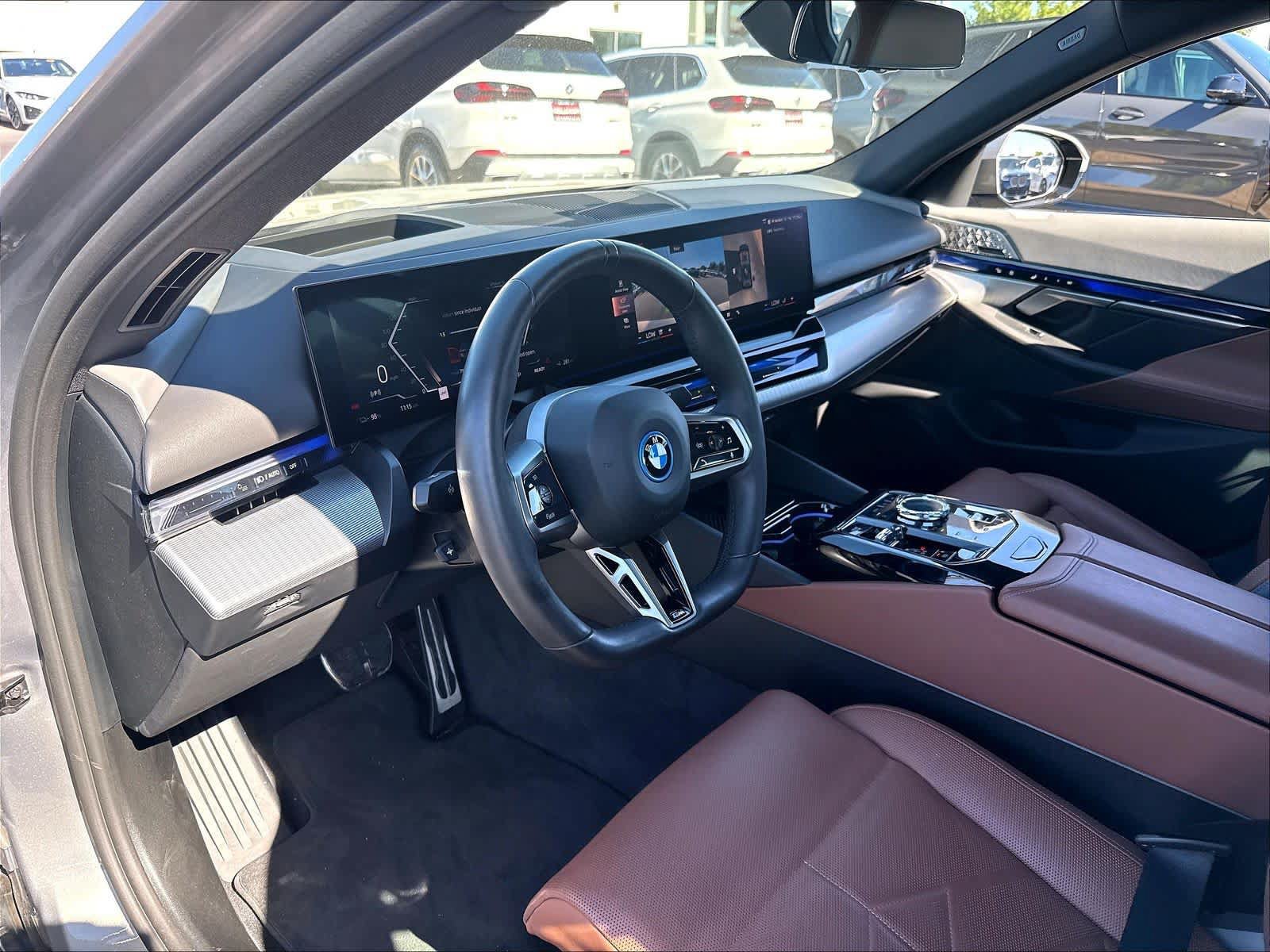 Used 2025 BMW i5 xDrive40 w/ Executive Package AWD/4WD image 20