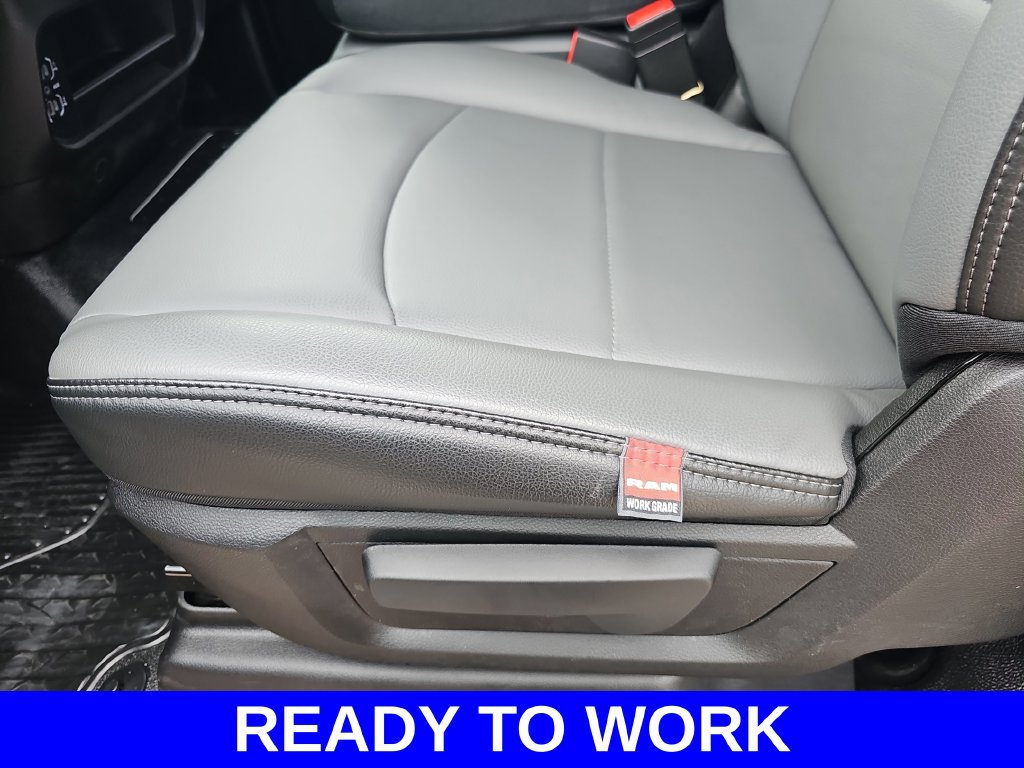New 2026 RAM 4500 Tradesman RWD image 28