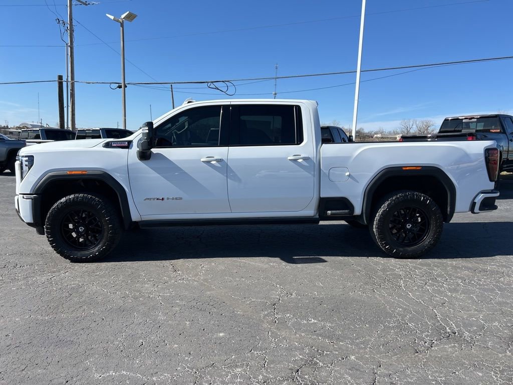Used 2024 GMC Sierra 2500 AT4 w/ AT4 Premium Plus Package image 8