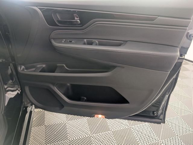 Used 2023 Honda Odyssey Touring image 34