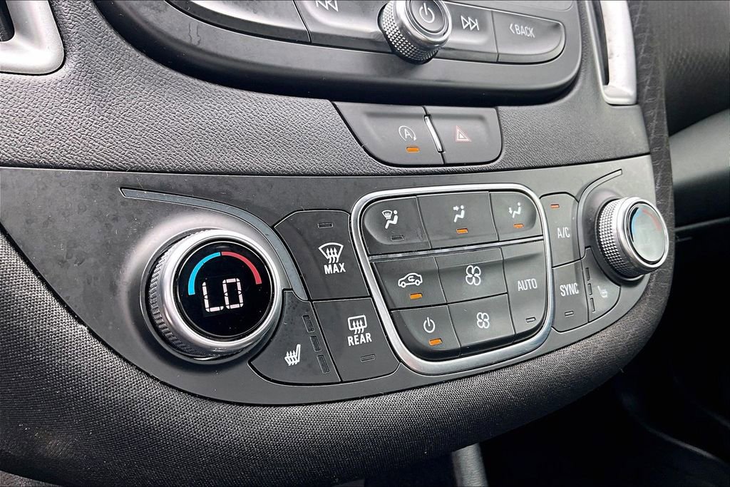 Used 2025 Chevrolet Malibu LT FWD image 31