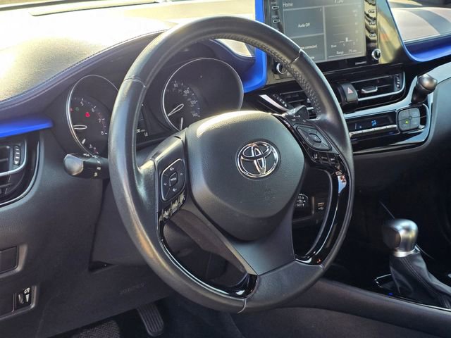 Used 2022 Toyota C-HR XLE FWD image 14
