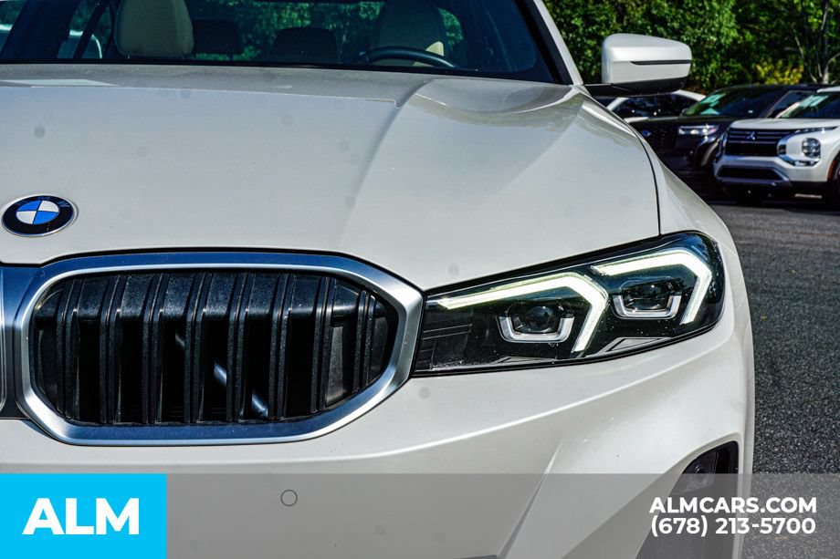 Used 2025 BMW 330i Sedan RWD image 11