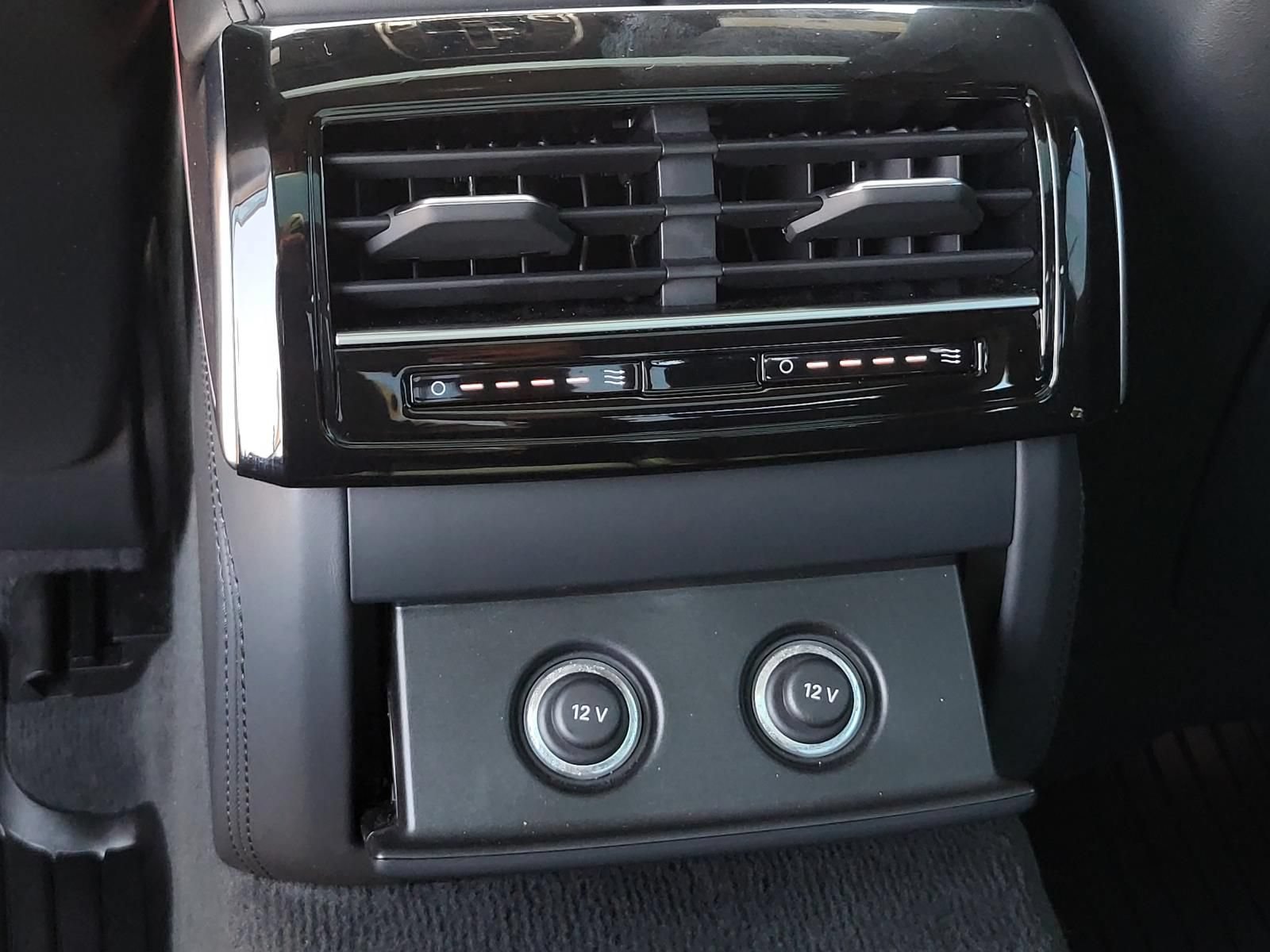 Used 2022 Audi A8 L 3.0T AWD/4WD image 12