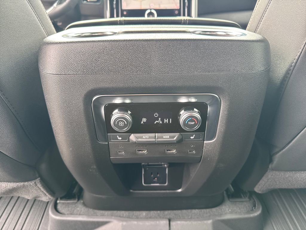 New 2026 GMC Yukon XL Elevation w/ Elevation Premium Package image 48