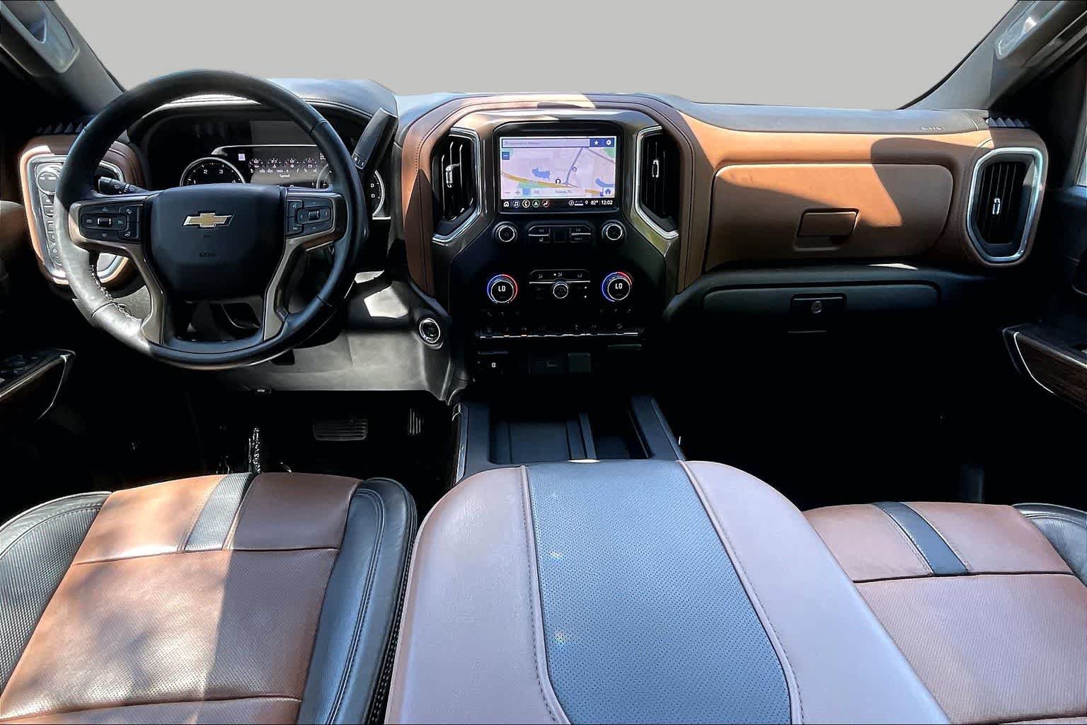 Used 2023 Chevrolet Silverado 2500 High Country w/ Z71 Off-Road Package AWD/4WD image 28