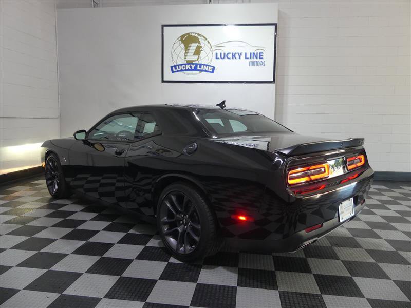 Used 2022 Dodge Challenger R/T Scat Pack w/ Shaker Package RWD image 10