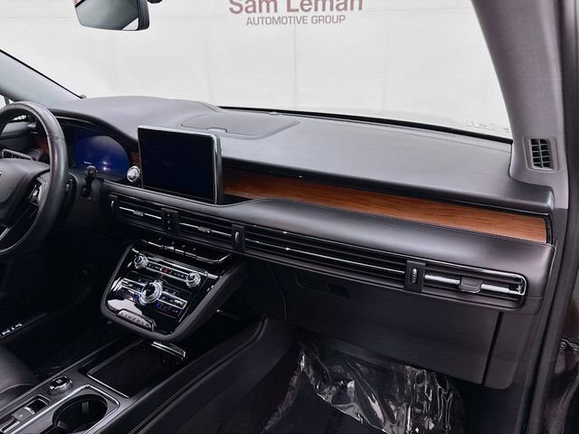 Used 2021 Lincoln Corsair Reserve w/ Equipment Group 201A image 32