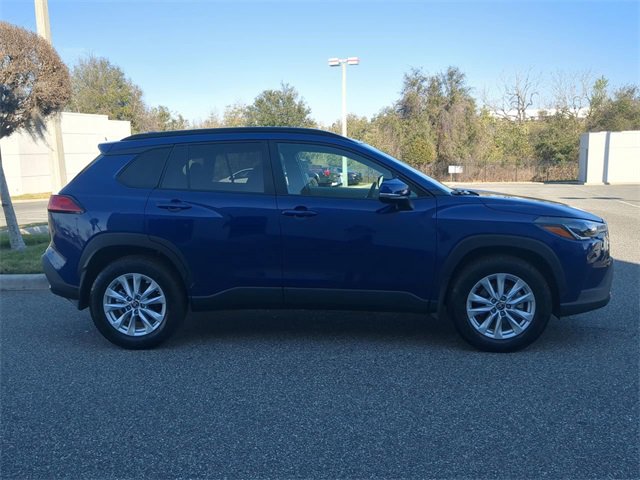Certified 2024 Toyota Corolla Cross LE image 3
